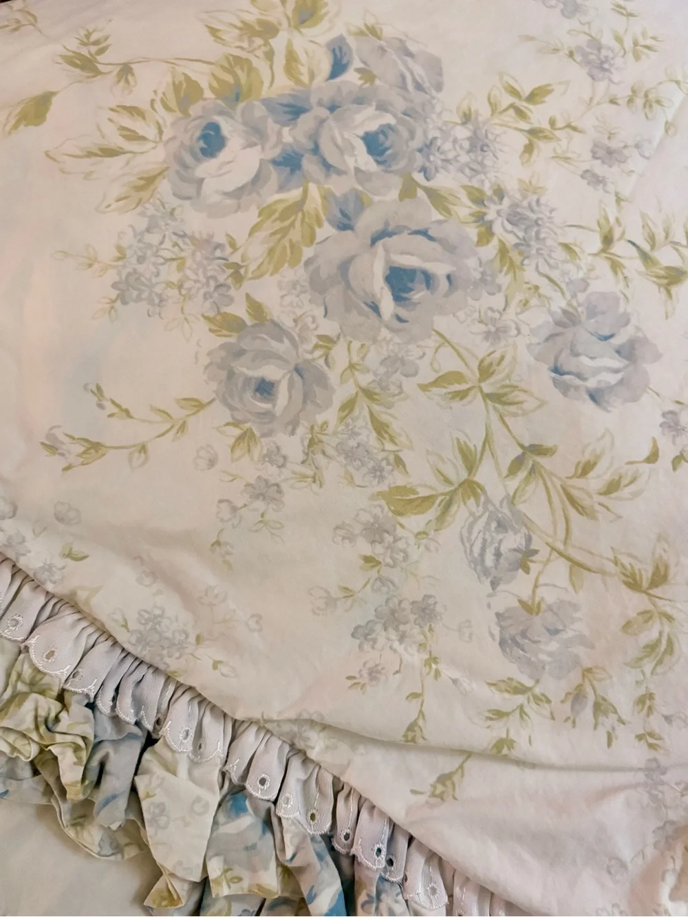Simply Shabby Chic official simply